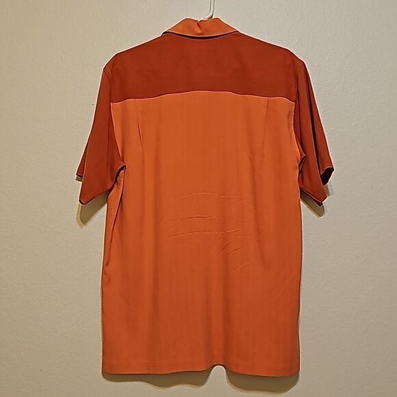 Tommy Bahama Mens 100 % Silk Button Down shirt small - Picture 3 of 10